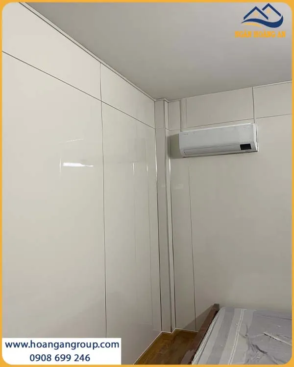 Tấm Nhựa PVC Kosmos Được Lắp Đặt Thời Thượng Cho Phòng Ngủ Tấm Nhựa PVC Kosmos Được Lắp Đặt Thời Thượng Cho Phòng Ngủ